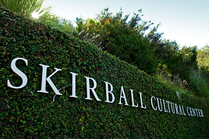 Skirball Cultural Center - Entrance Signage